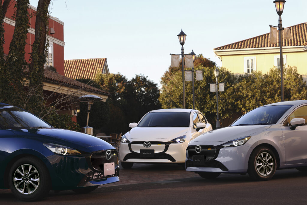 El Mazda 2 2024 ofrece un diseño moderno y conserva su motor Skyactiv 1.5 litros