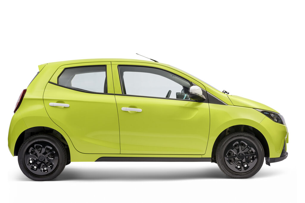 JMEV2 ofrece una autonomía de 200 kilómetros por carga. Un carro eléctrico ideal para los recorridos urbanos del día a día.
