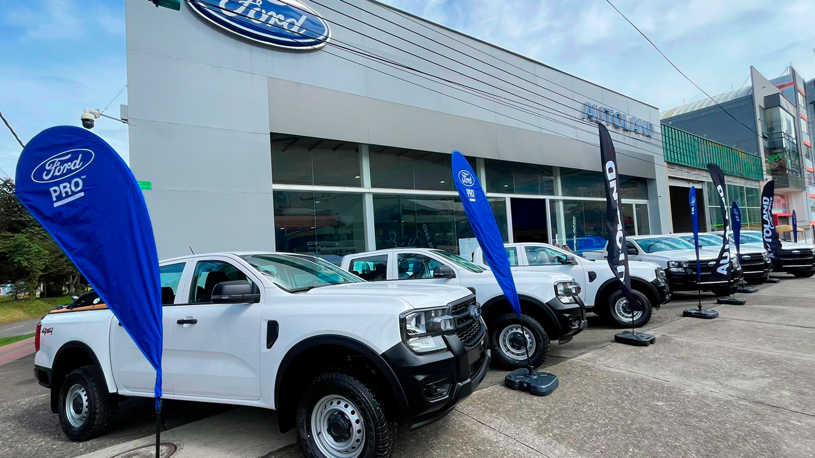 La división de vehículos comerciales de Ford, Ford Pro inició su operación en Colombia con la entrega de 60 pick up Ranger a la firma de renting Arval BNP Paribas.