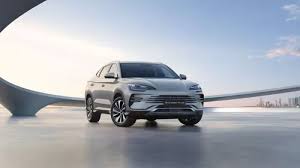 BYD es una de las marcas que llama la atención con su presencia y su portafolio de nuevas energías en el Salón del Automóvil de Bogotá.