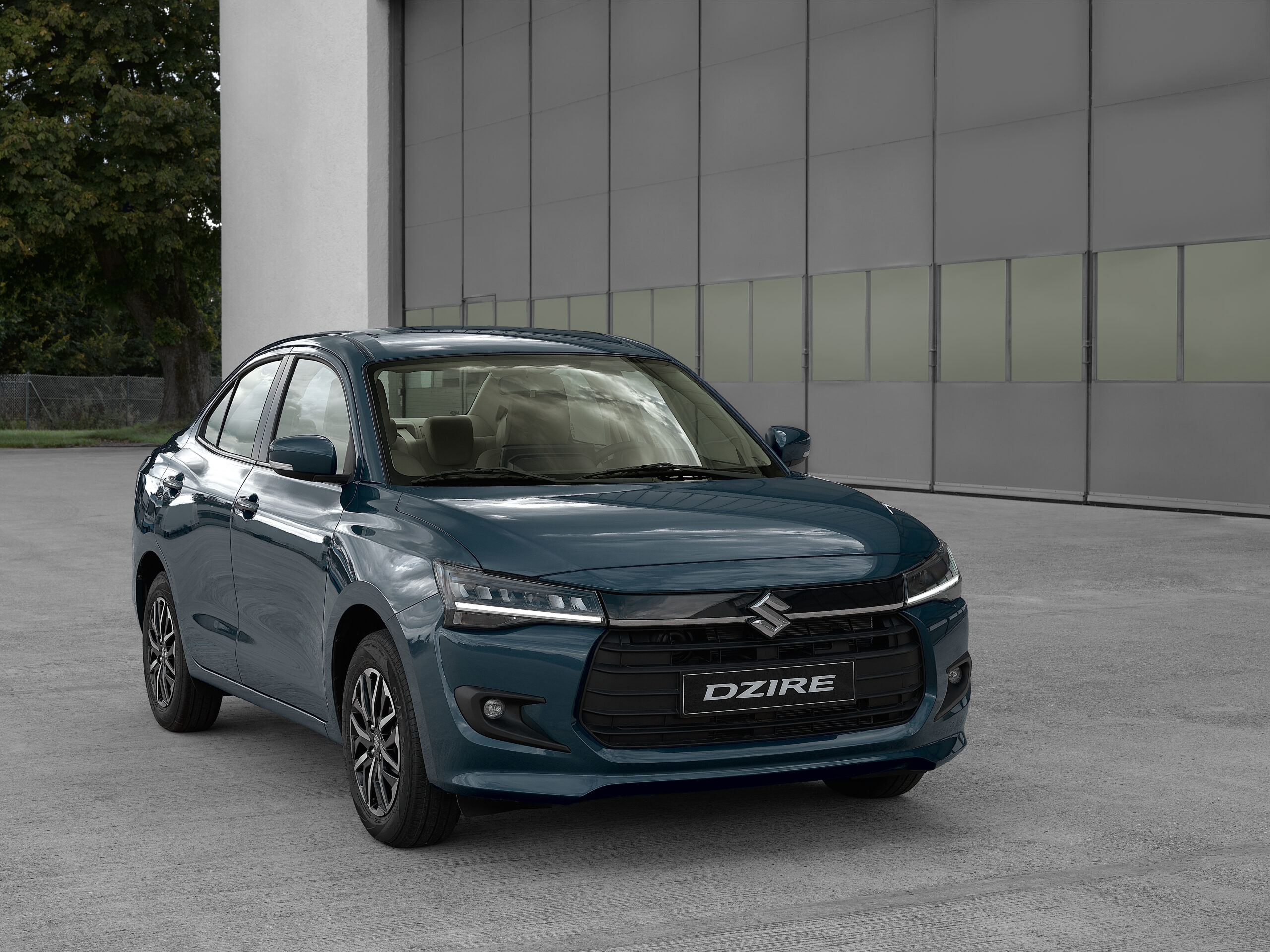 La nueva generación de Suzuki Dzire se desmarca de su hermano de marca Swift para buscar su propio protagonismo en el segmento Sedán