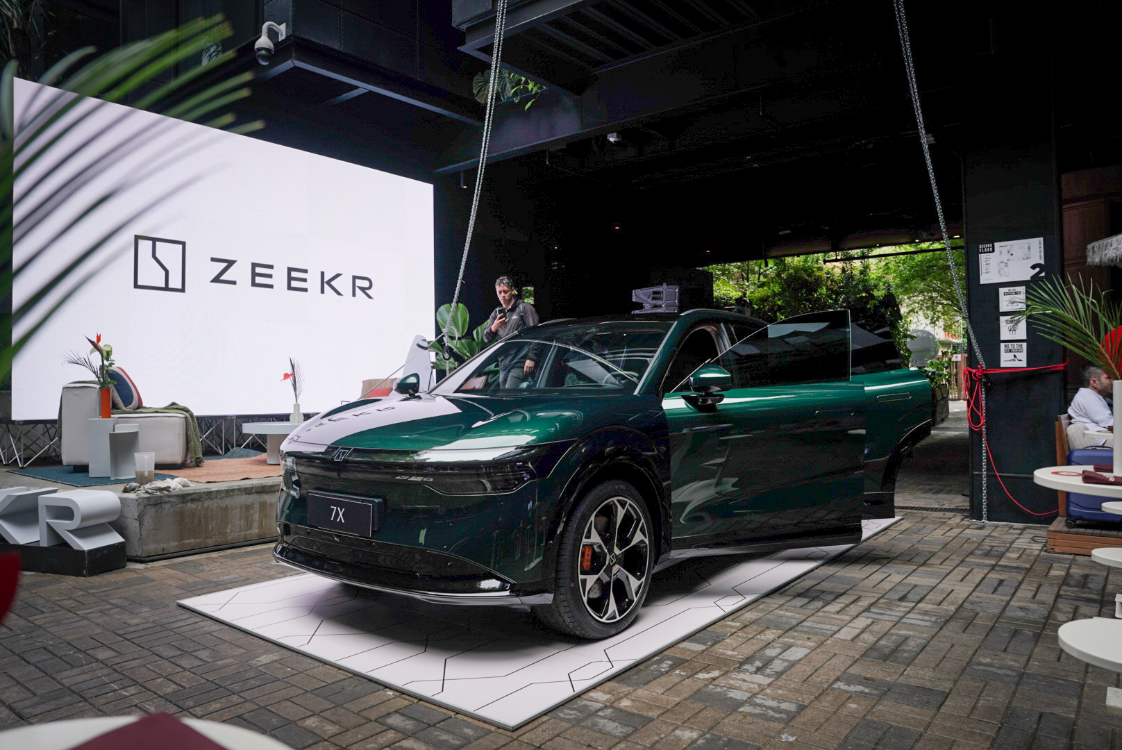 Con sus modelos, inspirados en el diseño escandinavo, Zeekr se posiciona como una alternativa a la electromovilidad de lujo en Colombia
