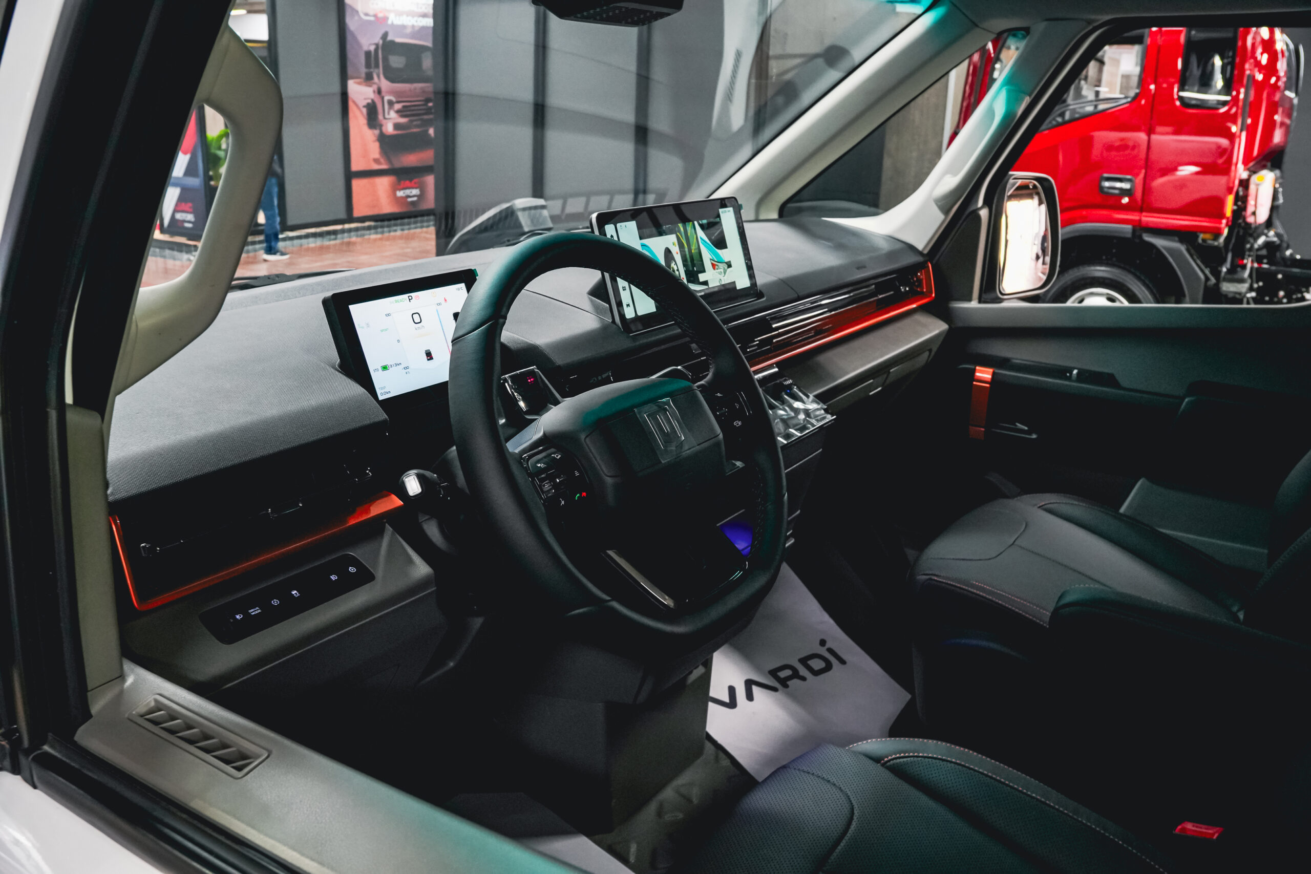 Una correcta planeación de los procesos de carga del vehículo y recorridos hacen más eficiente el rendimiento de un vehículo eléctrico de trabajo